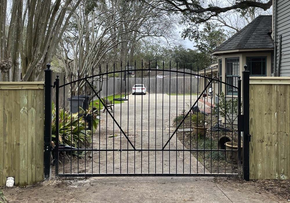 Custom driveway gate installed at the entrance of a Baton Rouge residence