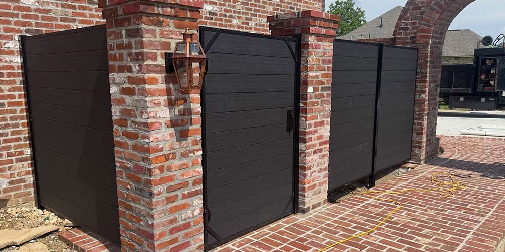 Durable composite fencing built to withstand Louisiana weather in Baton Rouge