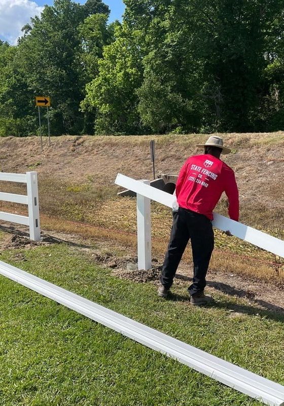 Repairing a fence in Baton Rouge